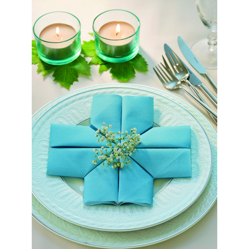 Pliage de serviettes pour sa table de Noël : 10 idées originales - Marie  Claire