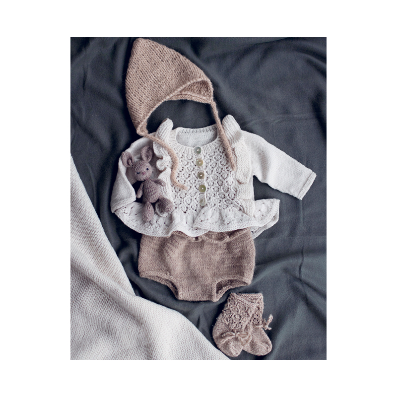 Adorable layette au tricot Tricot